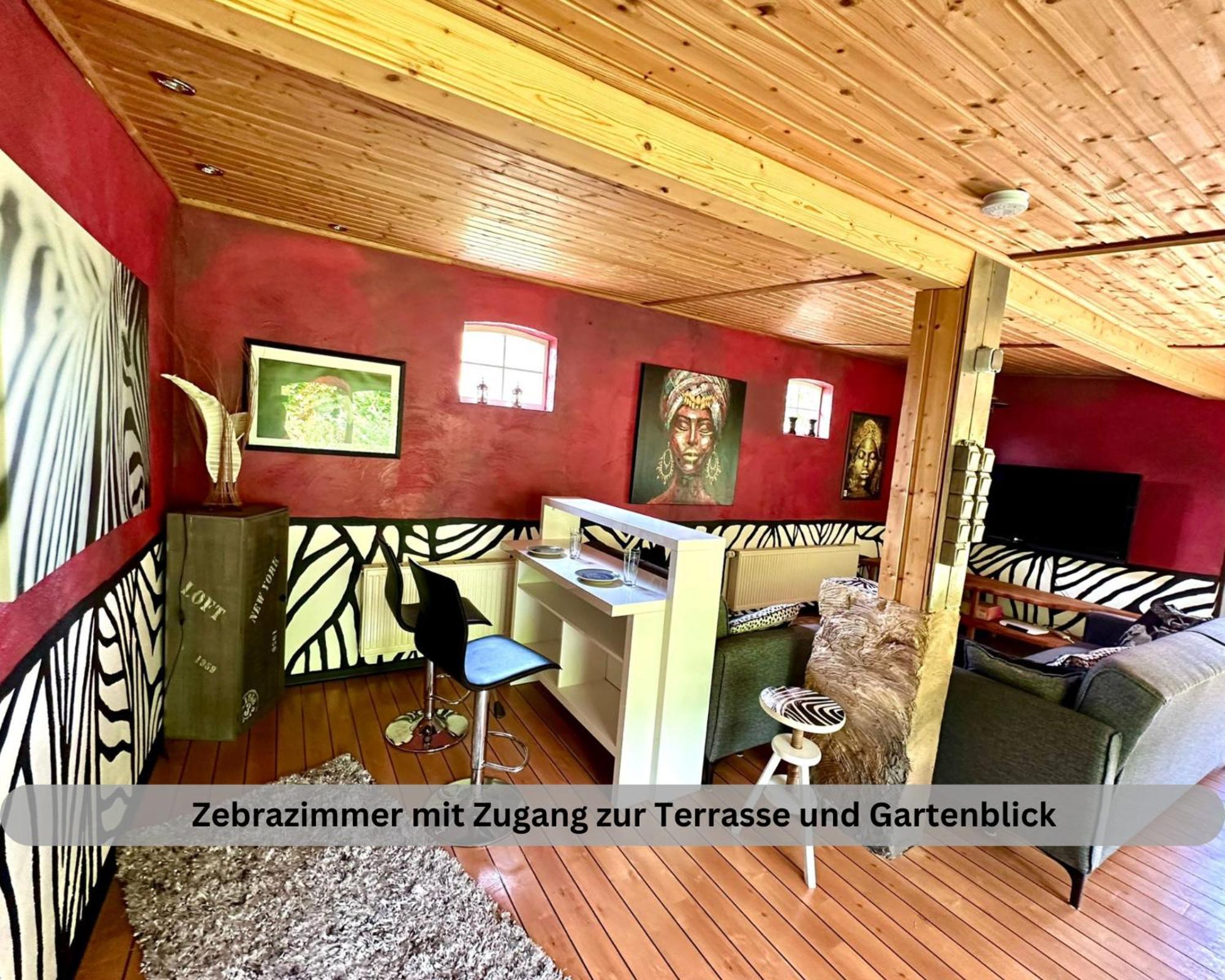Lodge Of Africa - Einzigartige Themenzimmer, Eingezaeunten Garten, Sauna, Whirlpool & Kamin, Hunde Willkommen, Gasgrill, Voll Ausgestattete Kueche, Grosser Essbereich, Hamburg & Stade In Der Naehe Twielenfleth المظهر الخارجي الصورة