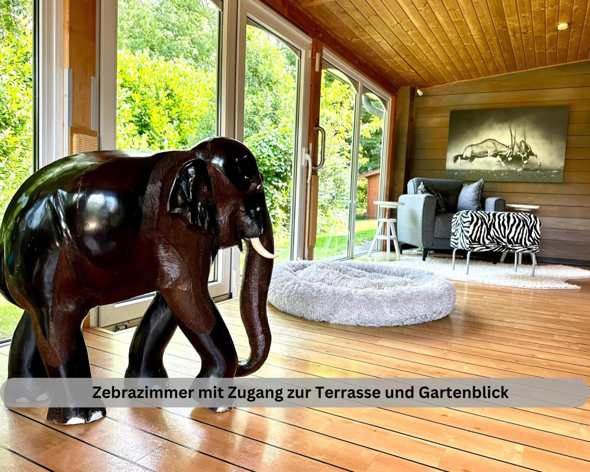 Lodge Of Africa - Einzigartige Themenzimmer, Eingezaeunten Garten, Sauna, Whirlpool & Kamin, Hunde Willkommen, Gasgrill, Voll Ausgestattete Kueche, Grosser Essbereich, Hamburg & Stade In Der Naehe Twielenfleth المظهر الخارجي الصورة